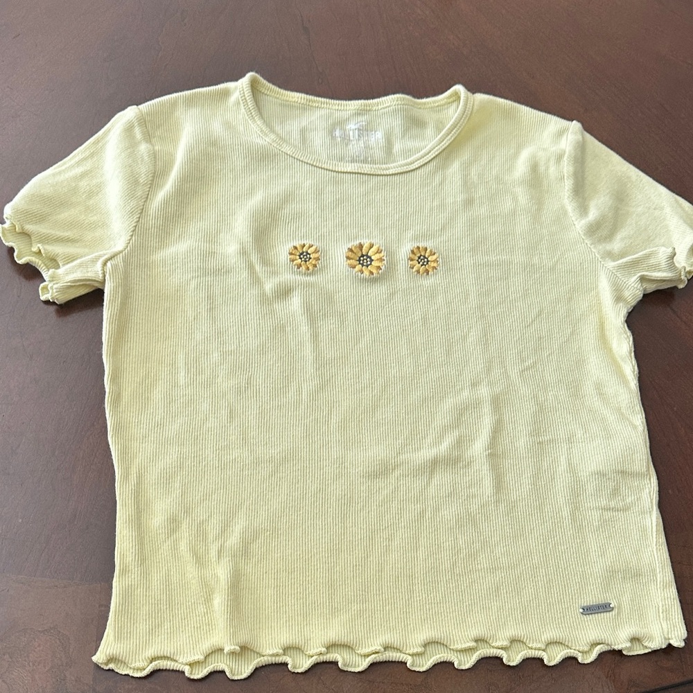 Hollister Light Yellow Kids Tee with Sunflower Embroidery
